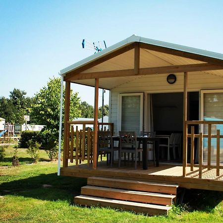 Camping Au Pré de l'Étang Sainte-Foy (Vendee) Exterior foto