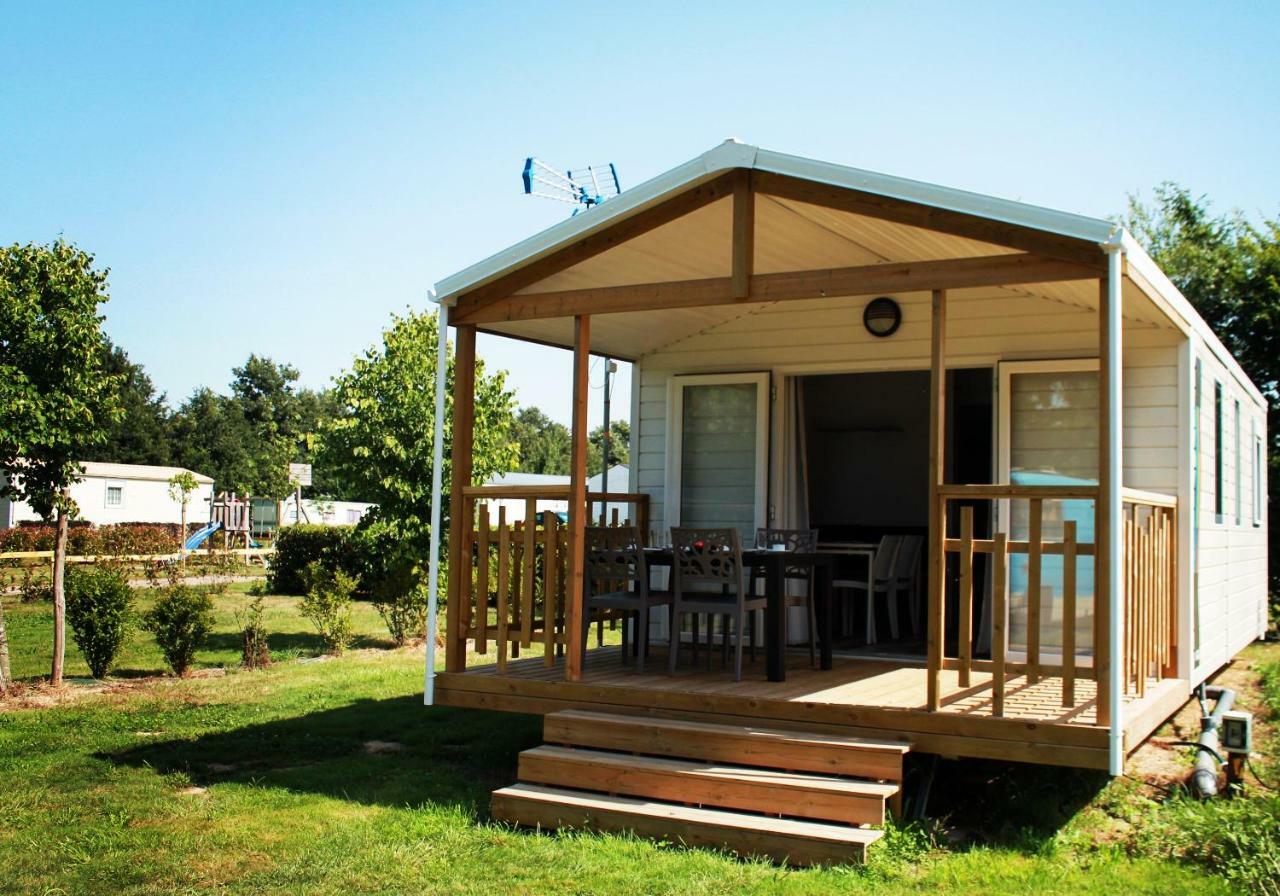 Camping Au Pré de l'Étang Sainte-Foy (Vendee) Exterior foto